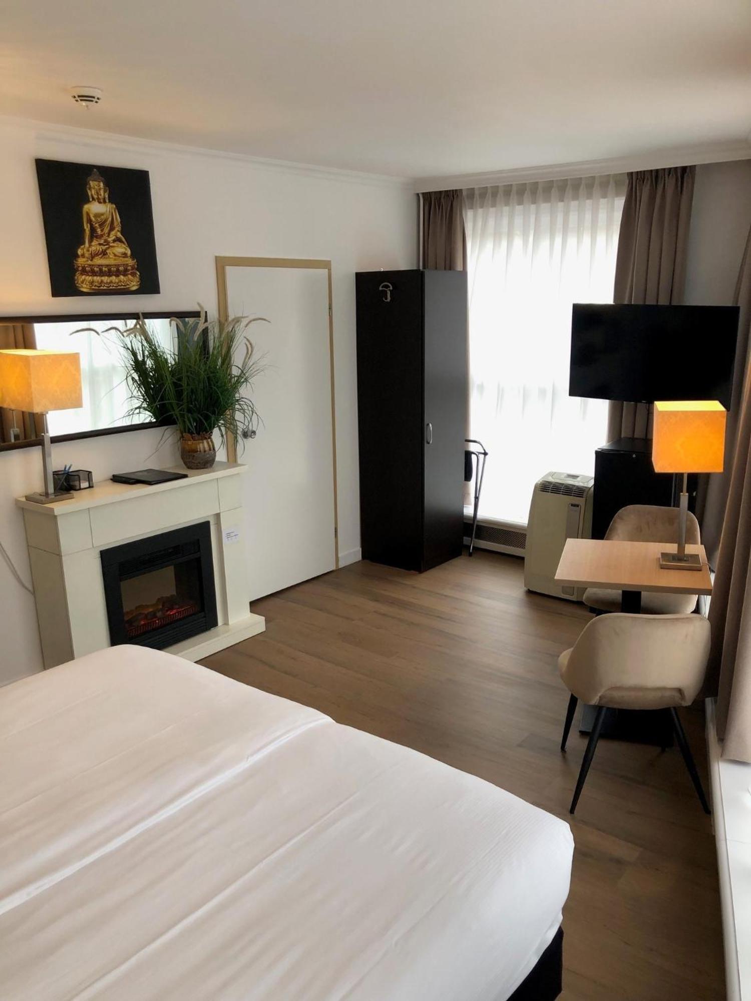 Hotel De Keizerskroon Hoorn المظهر الخارجي الصورة