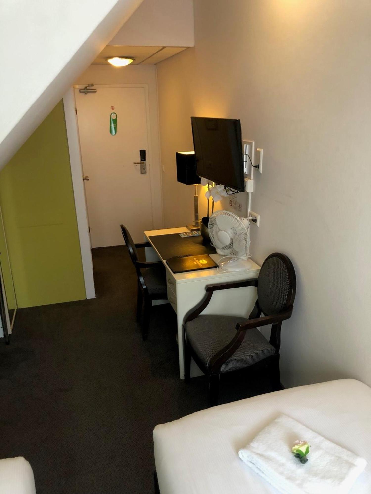 Hotel De Keizerskroon Hoorn المظهر الخارجي الصورة