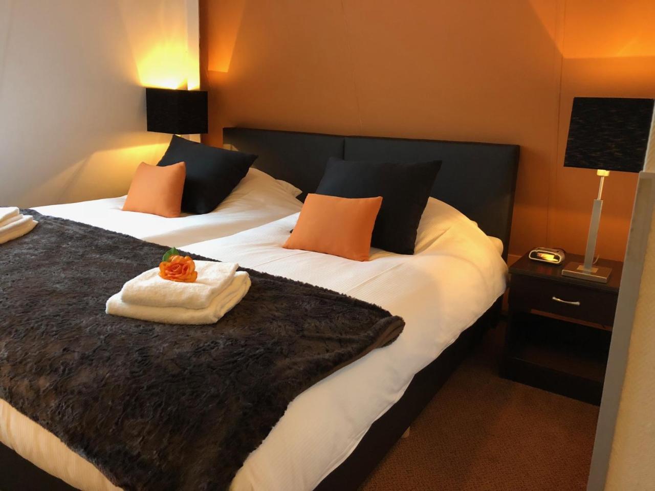 Hotel De Keizerskroon Hoorn المظهر الخارجي الصورة